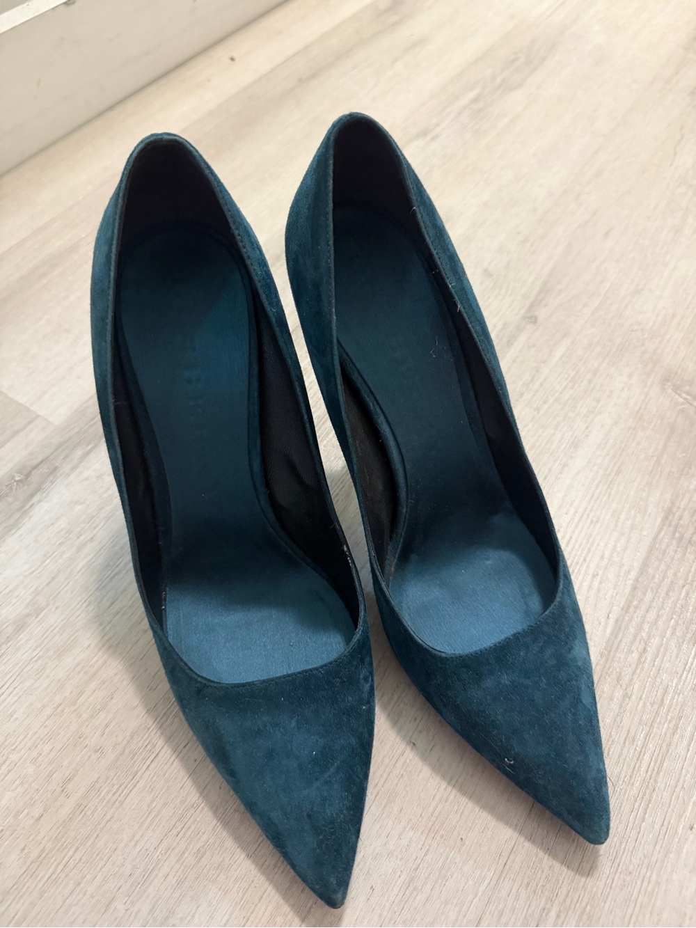 AUTHENTIC Burberry Dark Teal Suede Pointed-Toe Heels